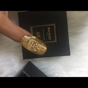 Balmain + HM ring special collection